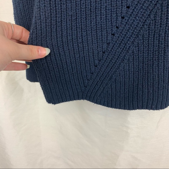 Navy Banana Republic Ribbed Knit Mens Sweater - Picture 4 of 7
